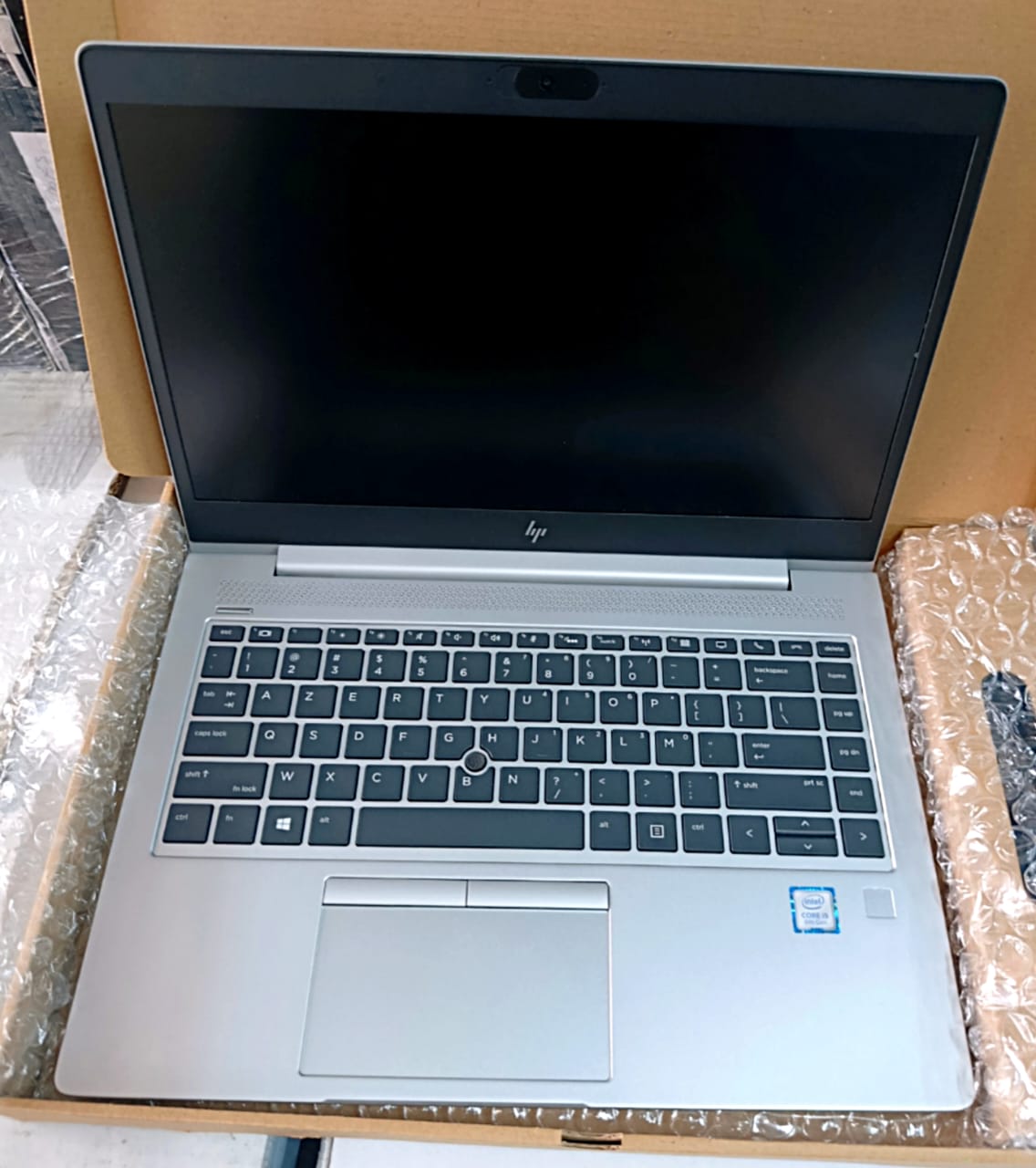 Elitebook 840 G6 Core i5 de 8e génération | 16 Go de RAM; SSD de 512 Go | Clavier rétroéclairé