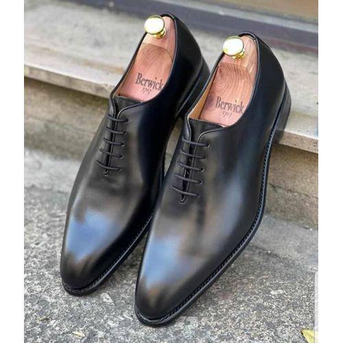 Soulier Richelieu (Oxford) pour homme en cuir de la marque Pierre Cardin