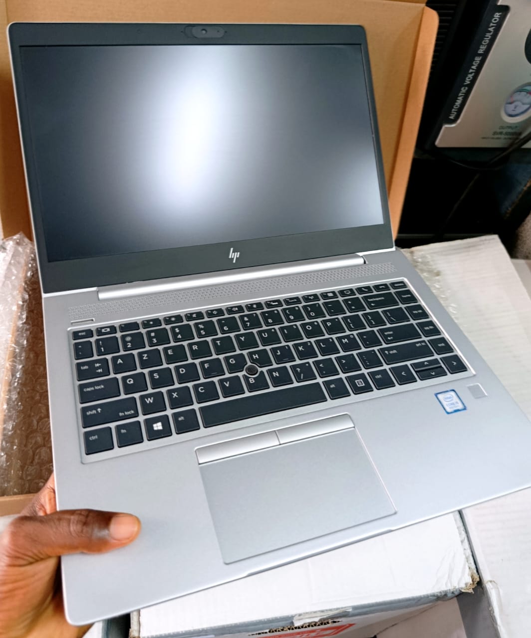 Elitebook 840 G6 Core i5 de 8e génération | 16 Go de RAM; SSD de 512 Go | Clavier rétroéclairé