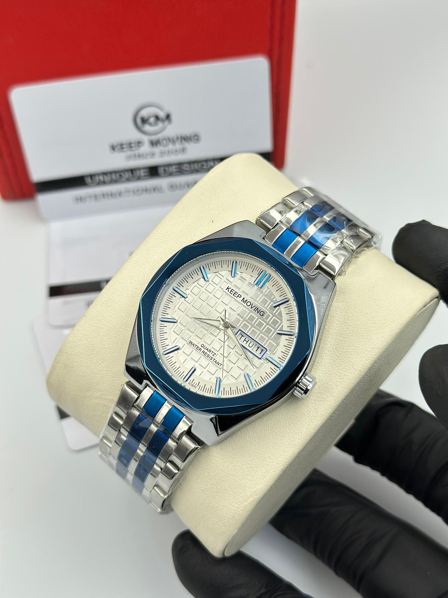 Montre Keep moving
