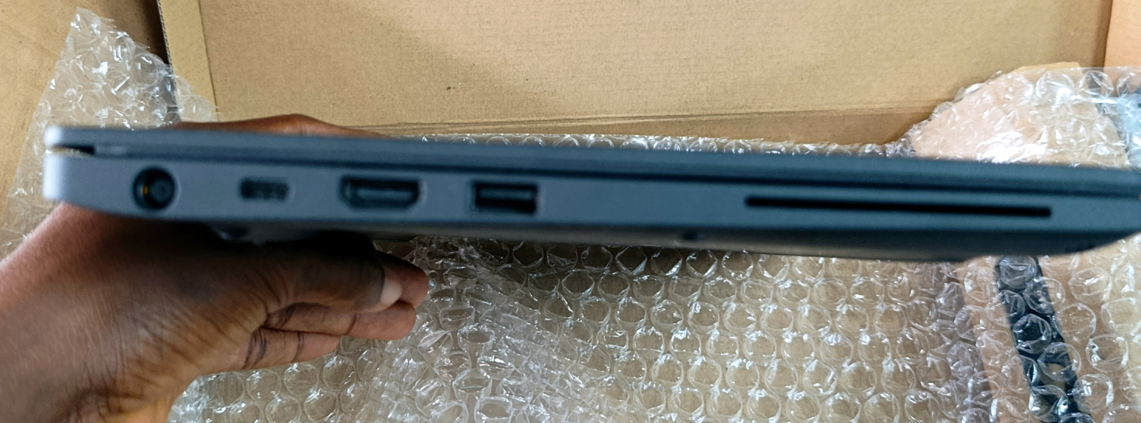 DELL LATITUDE 7290 core i5 8ème génération 8/256GB