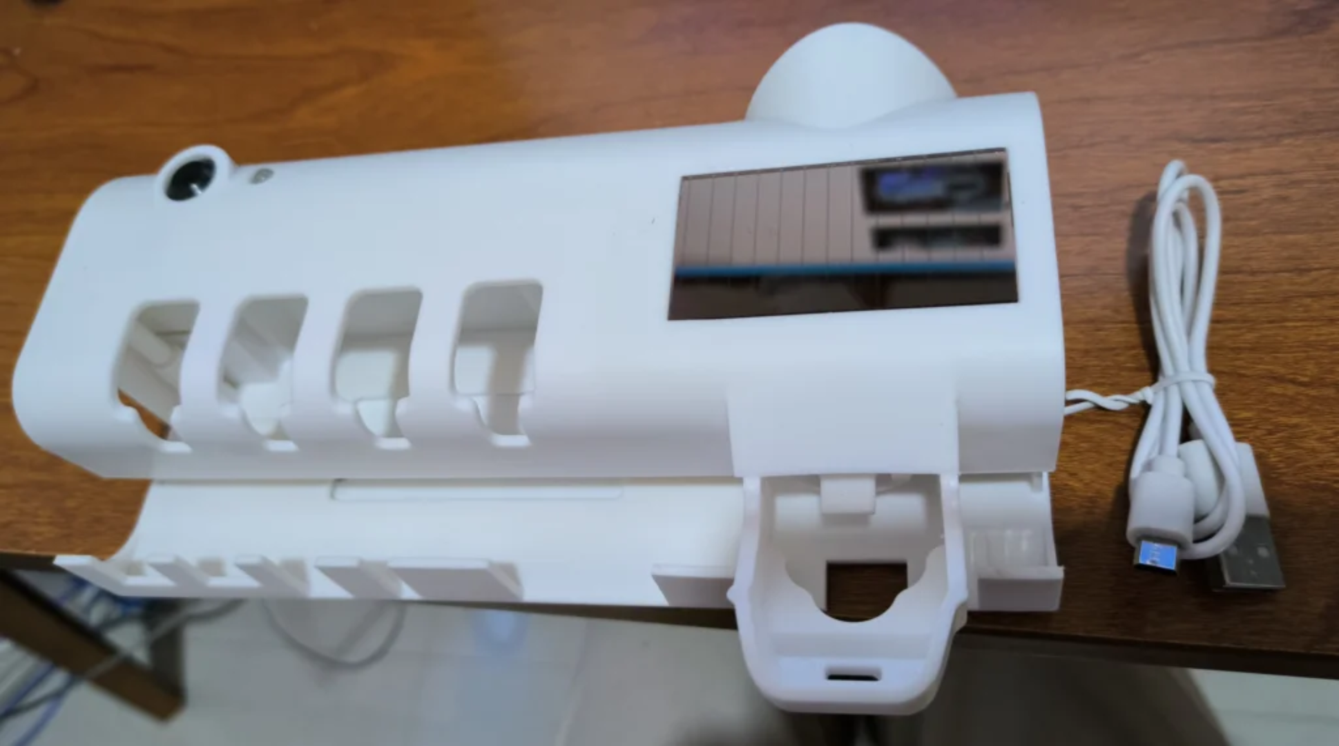 Multi fonction toothbrush sterilizer
