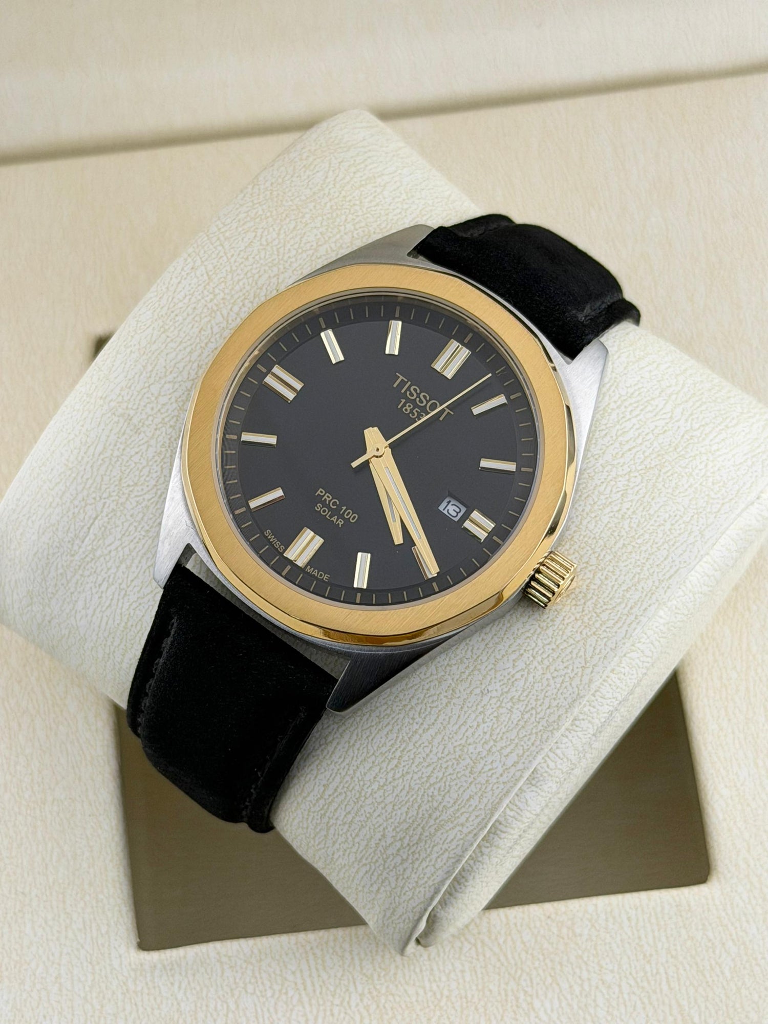 TISSOT PRC 100 Solar bicolore à énergie solaire captée sous son verre saphir.