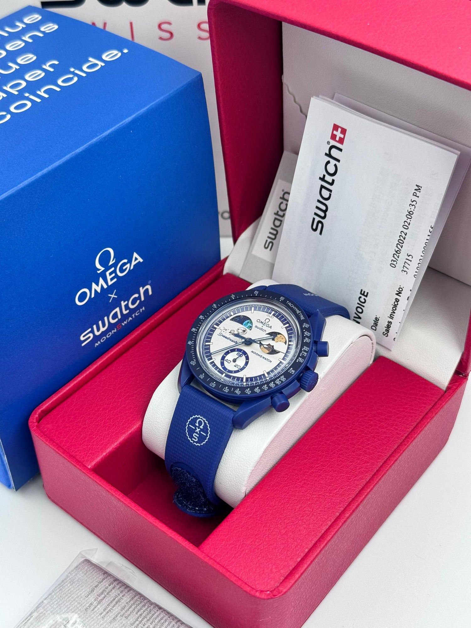 Montre Bioceramic MoonSwatch
MISSION TO EARTHPHASE - MOONSHINE GOLD.