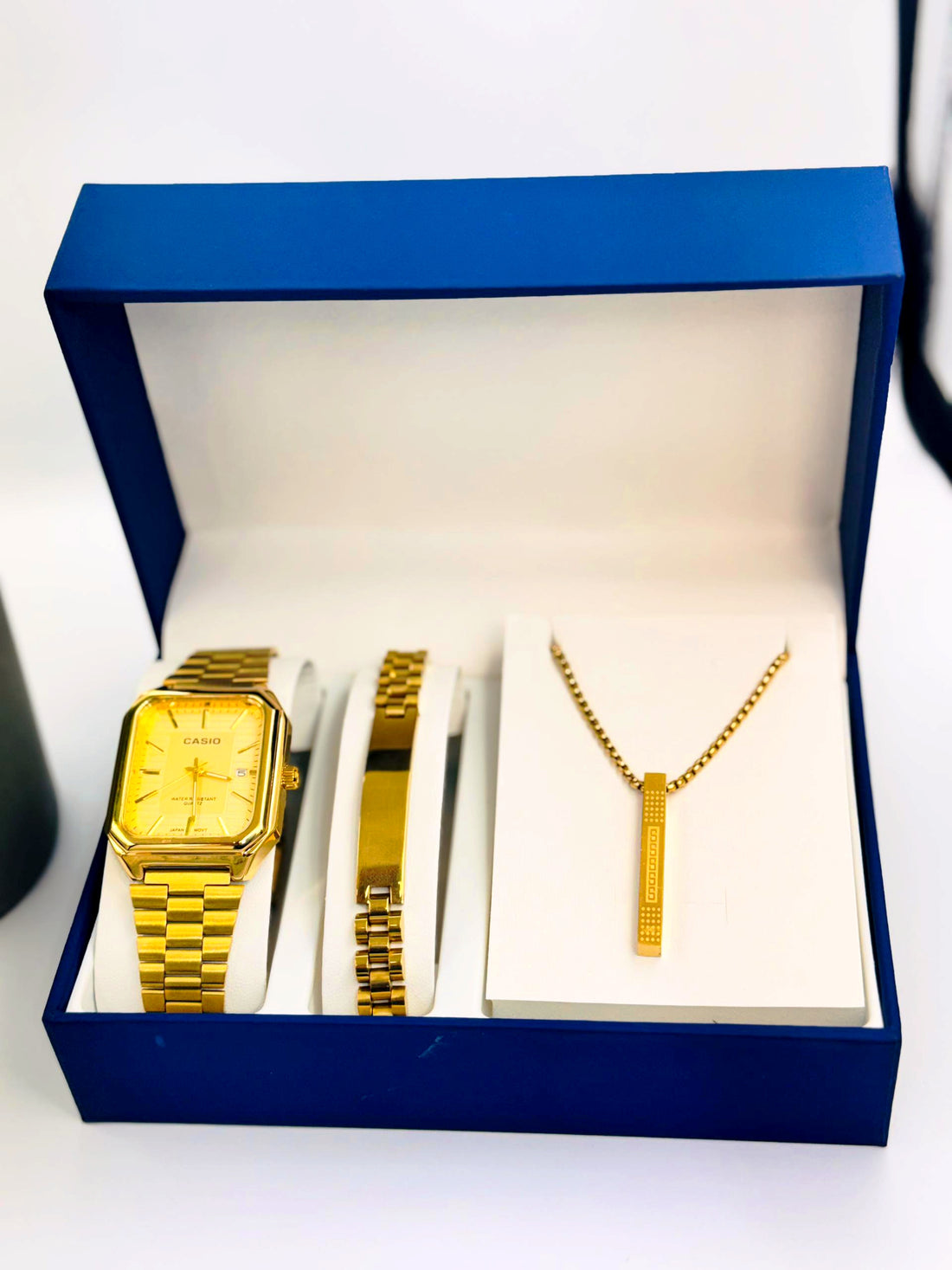 Ensemble montre Casio personnalisable pour la Saint-Valentin