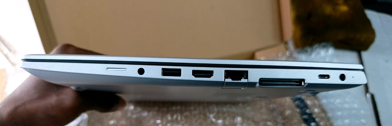 Elitebook 840 G6 Core i5 de 8e génération | 16 Go de RAM; SSD de 512 Go | Clavier rétroéclairé